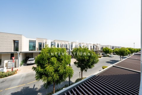 Villa in Arabian Ranches 3, Dubai 4 bedrooms, 223.53948248 sq.m. № 137706 - photo 25