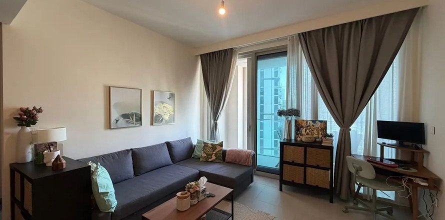 Квартира в Дубае, 1 спальня, 60.5м², № 111758