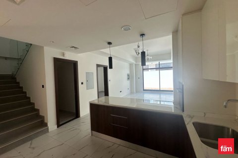 Villa à Dubai, 4 chambres, 187.2 m², № 111441 - photo 12
