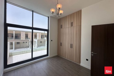Villa à Dubai, 4 chambres, 187.2 m², № 111441 - photo 10