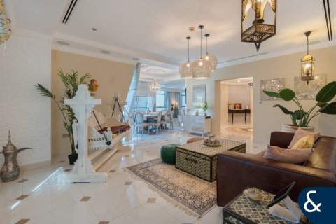 Apartamento en Dubai Marina, Dubai, 5 dormitorios, 507 m², № 79324 - foto 2
