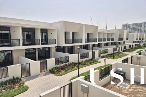 Adosado en Town Square, Dubai, 3 dormitorios, 177 m², № 46701 - foto 23