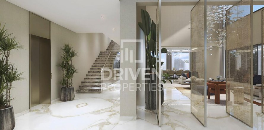 Villa en Dubai, 5 dormitorios, 224.73 m², № 136098