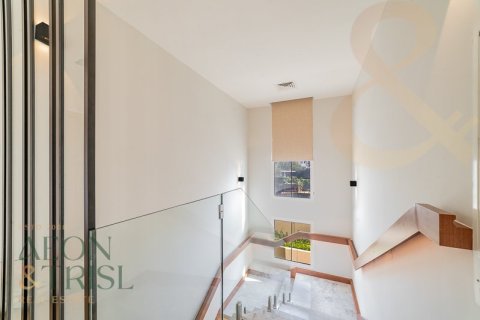 Villa en Mudon, Dubai, 5 dormitorios, 917 m², № 60940 - foto 5