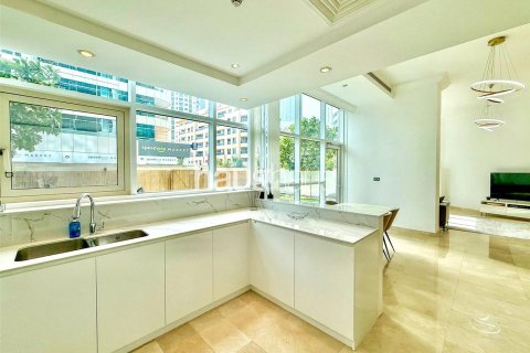 Apartment in Dubai Marina, Dubai 3 bedrooms, 275 sq.m. № 43528 - photo 4