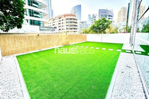Apartment in Dubai Marina, Dubai 3 bedrooms, 275 sq.m. № 43528 - photo 20