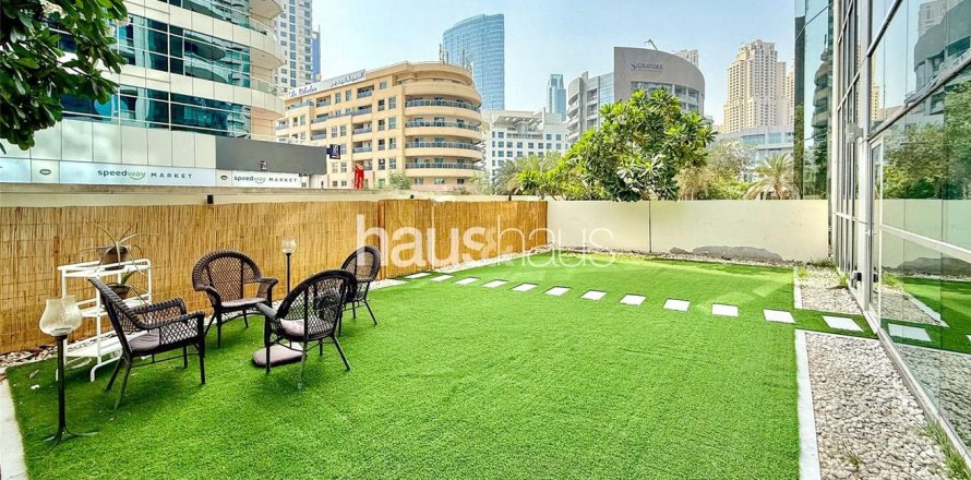 Apartment in Dubai Marina, Dubai 3 bedrooms, 275 sq.m. № 43528