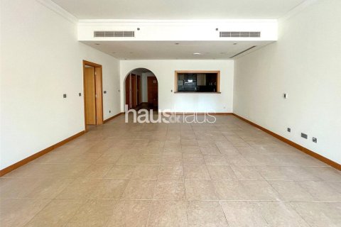 Apartment in Shoreline Apartments, Palm Jumeirah, Dubai 2 bedrooms, 186 sq.m. № 43854