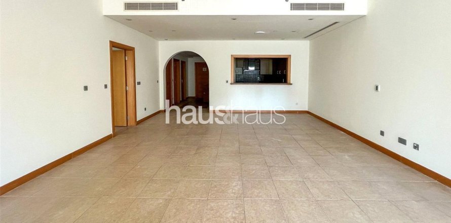 شقة في Shoreline Apartments, نخلة جميرا, دبي 2 غرف نوم, 186 م² رقم 43854