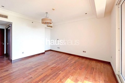 Apartment in Palm Jumeirah, Dubai 2 bedrooms, 163 sq.m. № 43853 - photo 2