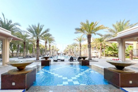 Apartment in Palm Jumeirah, Dubai 2 bedrooms, 163 sq.m. № 43853 - photo 13