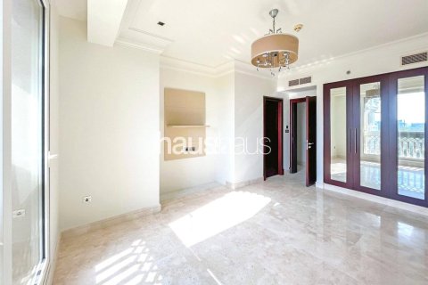 Apartment in Palm Jumeirah, Dubai 2 bedrooms, 163 sq.m. № 43853