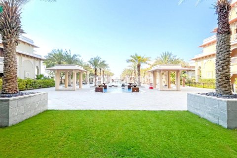 Apartment in Palm Jumeirah, Dubai 2 bedrooms, 163 sq.m. № 43853 - photo 15