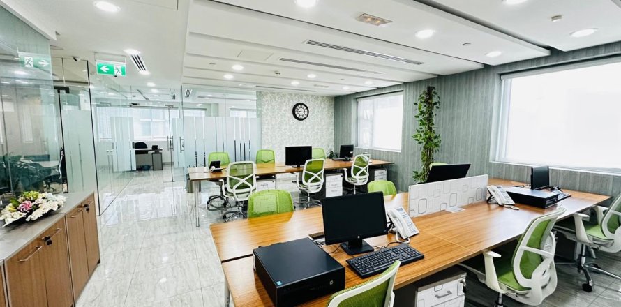 Bureau à Business Bay, Dubai, 142.7 m², № 137533