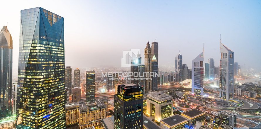 Apartment in DIFC, Dubai 2 bedrooms, 195 sq.m. № 73838
