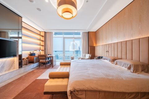 Apartment in DIFC, Dubai 2 bedrooms, 195 sq.m. № 73838 - photo 19