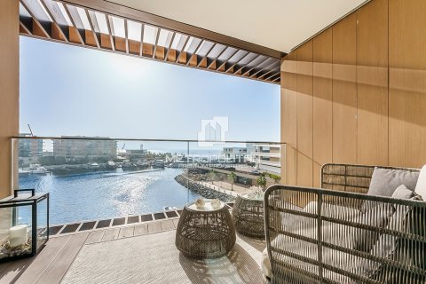 Apartment in Jumeirah Bay Island, Jumeirah, Dubai 2 bedrooms, 194 sq.m. № 72633