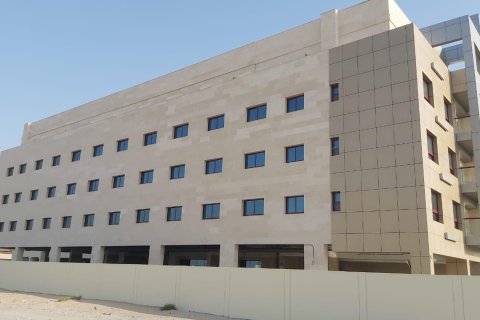 Dugasta Warsan في International City, دبي, رقم 9693