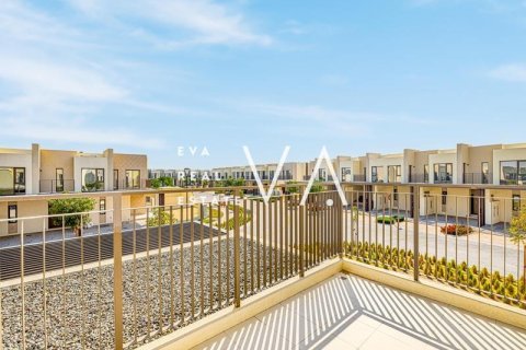 Villa in Dubai South (Dubai World Central), Dubai 4 bedrooms, 3253.82 sq.m. № 52724 - photo 13