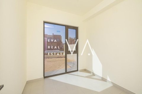 Villa in Dubai South (Dubai World Central), Dubai 4 bedrooms, 3253.82 sq.m. № 52724 - photo 2