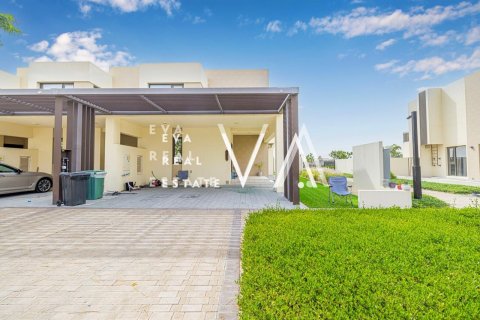 Villa in Dubai South (Dubai World Central), Dubai 4 bedrooms, 3253.82 sq.m. № 52724 - photo 24