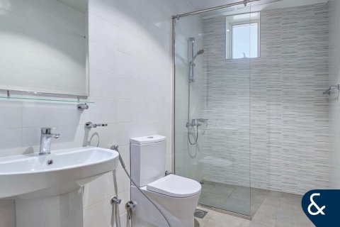 Apartment in Downtown Dubai (Downtown Burj Dubai), Dubai 2 bedrooms, 124 sq.m. № 78769 - photo 8