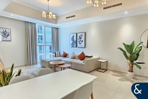 Apartment in Downtown Dubai (Downtown Burj Dubai), Dubai 2 bedrooms, 124 sq.m. № 78769 - photo 9