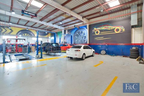 Almacén en Al Quoz Industrial Area, Al Quoz, Dubai, 3577 m², № 103752 - foto 6
