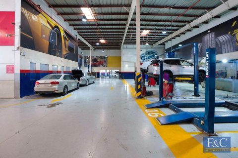 Almacén en Al Quoz Industrial Area, Al Quoz, Dubai, 3577 m², № 103752 - foto 3