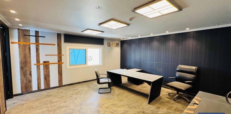 Entrepôt à Al Quoz Industrial Area, Al Quoz, Dubai, 557 m², № 103762