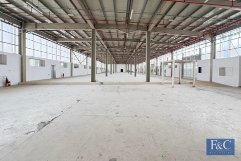 Entrepôt à Al Qusais Industrial Area, Al Qusais, Dubai, 2415 m², № 103754 - photo 5