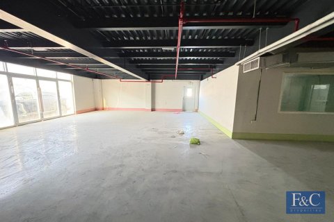Entrepôt à Al Qusais Industrial Area, Al Qusais, Dubai, 2415 m², № 103754 - photo 13