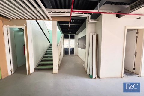 Entrepôt à Al Qusais Industrial Area, Al Qusais, Dubai, 2415 m², № 103754 - photo 12