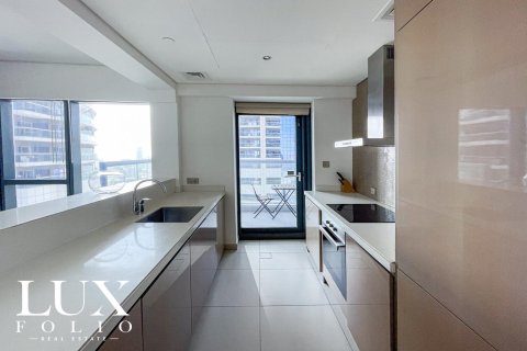 Снять в аренду квартиру в DAMAC Towers by Paramount, Бизнес-Бэй, Дубай: 2 спальни, 141м², № 46406 - фото 7