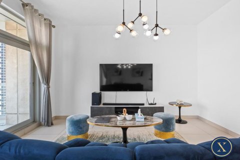 Снять в аренду квартиру в The Lofts, Даунтаун Дубай (Даунтаун Бурдж Дубай), Дубай: 2 спальни, 119м², № 46403 - фото 2