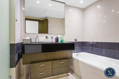 Снять в аренду квартиру в The Lofts, Даунтаун Дубай (Даунтаун Бурдж Дубай), Дубай: 2 спальни, 119м², № 46403 - фото 15