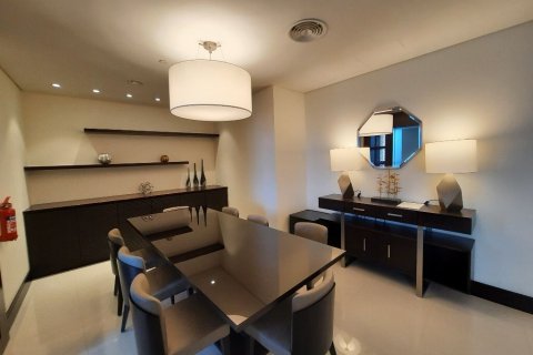 Снять в аренду апартаменты в отеле в The Address Downtown Hotel, Даунтаун Дубай (Даунтаун Бурдж Дубай), Дубай: 2 спальни, 176.98м², № 1087 - фото 3