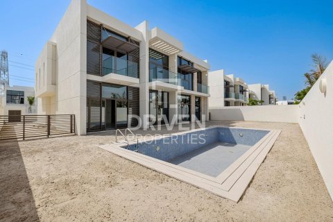 Villa in District One, Mohammed Bin Rashid City, Dubai 6 bedrooms, 900.04 sq.m. № 135777