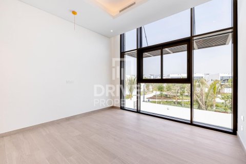 Villa in District One, Mohammed Bin Rashid City, Dubai 6 bedrooms, 900.04 sq.m. № 135777 - photo 9