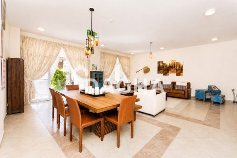 شقة في Green Community Motor City, Motor City, دبي 3 غرف نوم, 412 م² رقم 124424 - صورة 6