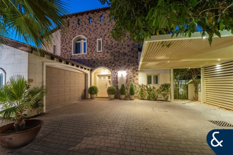 Villa in Sienna Lakes, Jumeirah Golf Estates, Dubai 4 bedrooms, 614 sq.m. № 76016 - photo 23