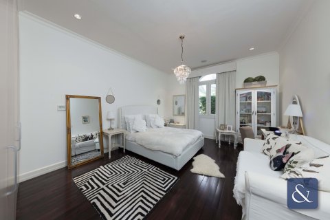 Villa in Sienna Lakes, Jumeirah Golf Estates, Dubai 4 bedrooms, 614 sq.m. № 76016 - photo 13