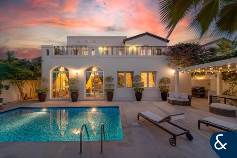 Villa in Sienna Lakes, Jumeirah Golf Estates, Dubai 4 bedrooms, 614 sq.m. № 76016 - photo 3