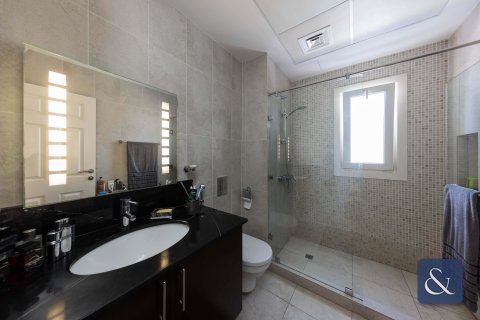 Villa in Sienna Lakes, Jumeirah Golf Estates, Dubai 4 bedrooms, 614 sq.m. № 76016 - photo 21