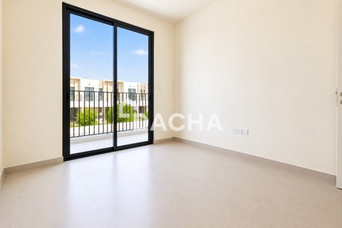 Townhouse in EMAAR South, Dubai South (Dubai World Central), Dubai 3 bedrooms, 193 sq.m. № 135274 - photo 16