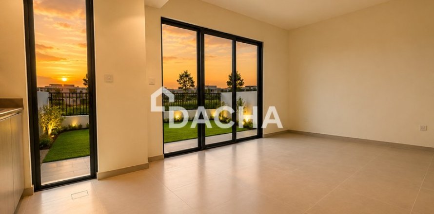 Townhouse in EMAAR South, Dubai South (Dubai World Central), Dubai 3 bedrooms, 193 sq.m. № 135274