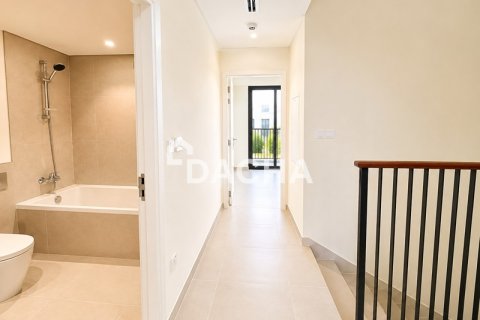 Townhouse in EMAAR South, Dubai South (Dubai World Central), Dubai 3 bedrooms, 193 sq.m. № 135274 - photo 20