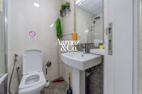 Снять в аренду квартиру в Дубай Марине, Дубай: 3 спальни, 116м², № 135271 - фото 4