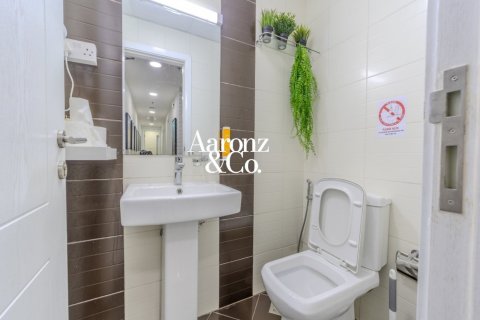 Снять в аренду квартиру в Дубай Марине, Дубай: 3 спальни, 116м², № 135271 - фото 3