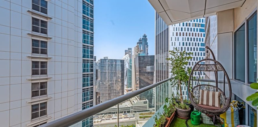 Apartamento en Executive Towers, Business Bay, Dubai, 3 dormitorios, 2197.04 m², № 780